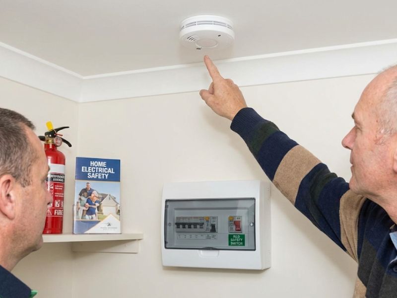 Electrical safety home protection family RCD smoke alarm